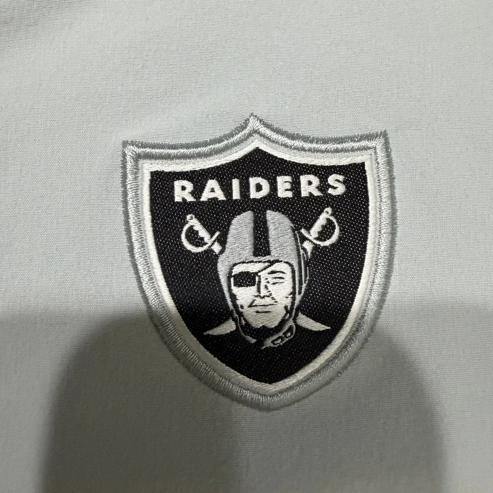 Nike‎ Las Vegas Raiders Dri-FIT On Field Quarter Zip Pullover Gray Men's M NFL